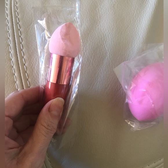 Bundle of 2 Makeup Sponge Stick Facial Foundation Blending Blender Powder Puff - Picture 3 of 6